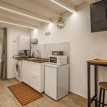 Appartement Corte 33 *
